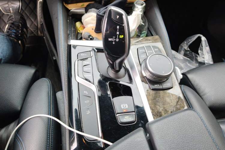 Used BMW 6 Series GT 2020 630i M Sport Package Gear Lever