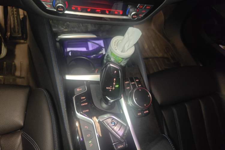 Used BMW 6 Series GT 2020 630i M Sport Package Gear Lever