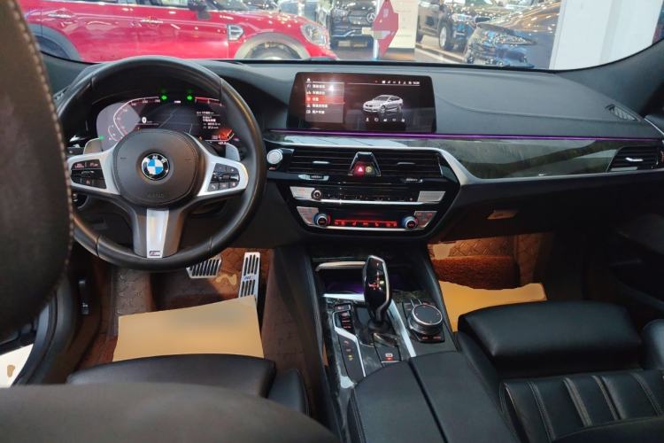 Used BMW 6 Series GT 2020 630i M Sport Package Interior 2