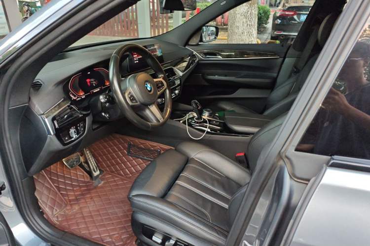 Used BMW 6 Series GT 2020 630i M Sport Package Left Front Seat