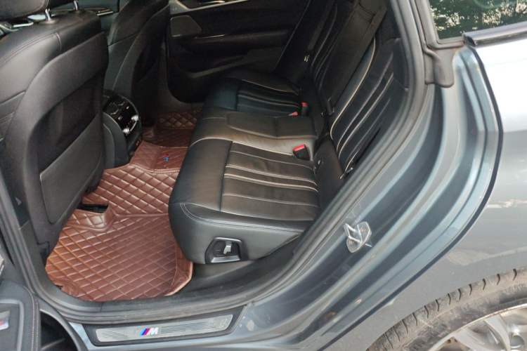 Used BMW 6 Series GT 2020 630i M Sport Package Left Rear Seat