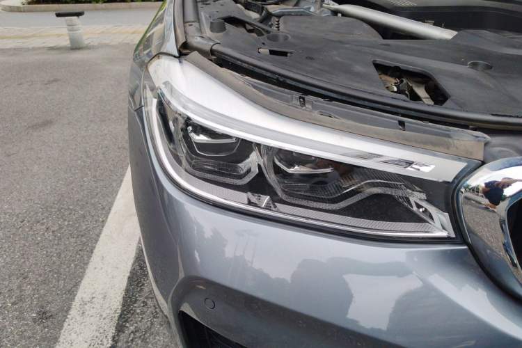 Used BMW 6 Series GT 2020 630i M Sport Package Right Front Headlight