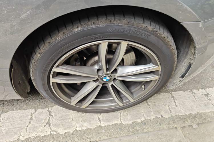 Used BMW 6 Series GT 2020 630i M Sport Package Right Front Wheel Hub