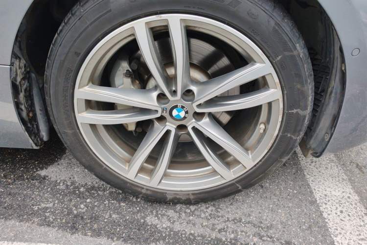 Used BMW 6 Series GT 2020 630i M Sport Package Right Front Wheel Hub