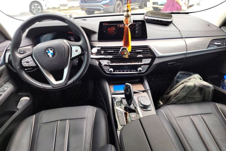 Used BMW 6 Series GT 2020 630i Luxury Design Package Center Console