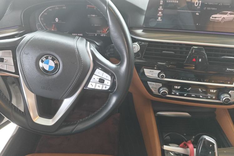 Used BMW 6 Series GT 2020 630i Luxury Design Package Center Console