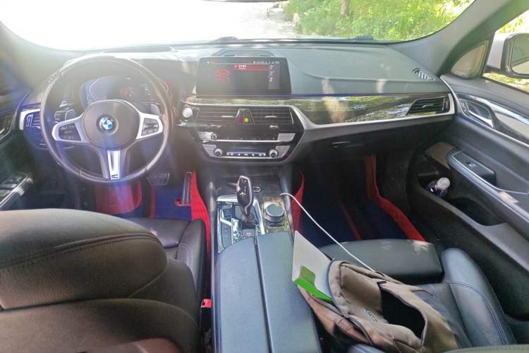 Used BMW 6 Series GT 2020 630i M Sport Package Center Console