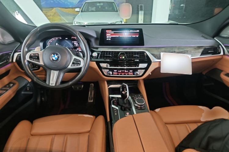 Used BMW 6 Series GT 2020 630i M Sport Package Center Console