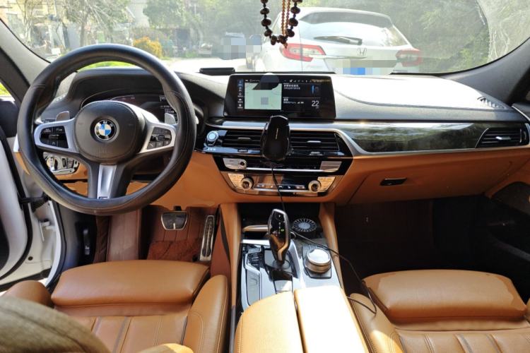 Used BMW 6 Series GT 2020 630i M Sport Package Center Console
