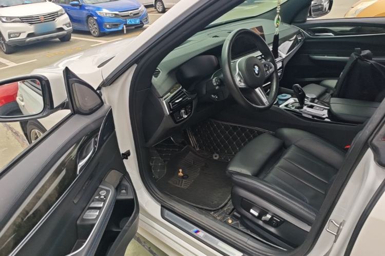 Used BMW 6 Series GT 2020 630i M Sport Package Driver Seat