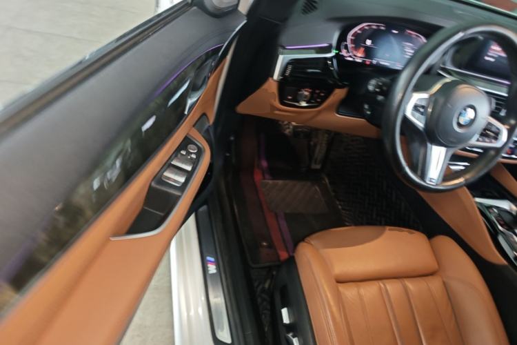 Used BMW 6 Series GT 2020 630i M Sport Package Driver Seat