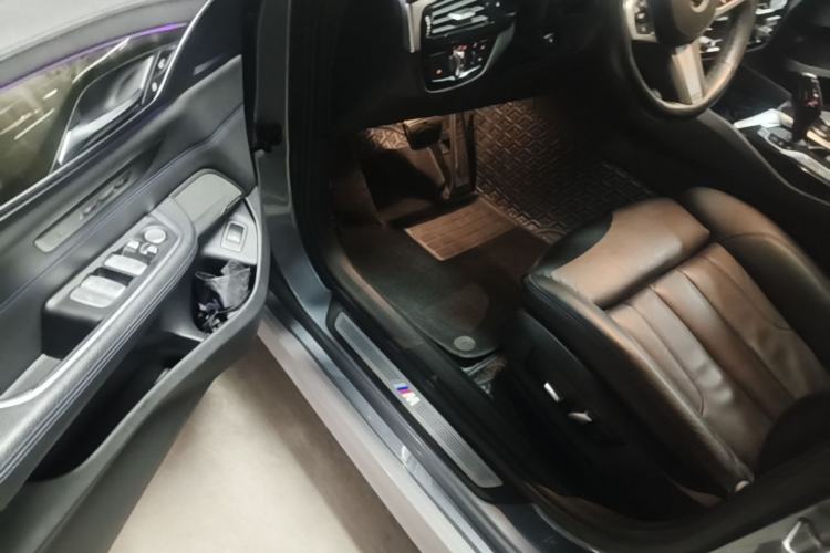 Used BMW 6 Series GT 2020 630i M Sport Package Driver Seat