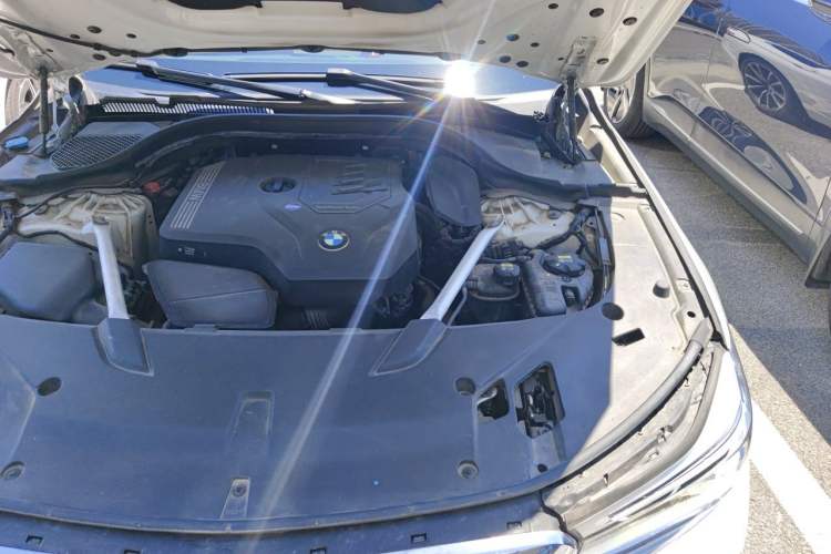 Used BMW 6 Series GT 2020 630i Luxury Design Package Engine Bay Left