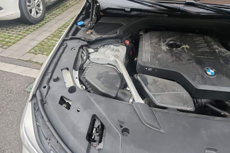 Used BMW 6 Series GT 2020 630i Luxury Design Package Engine Bay Right