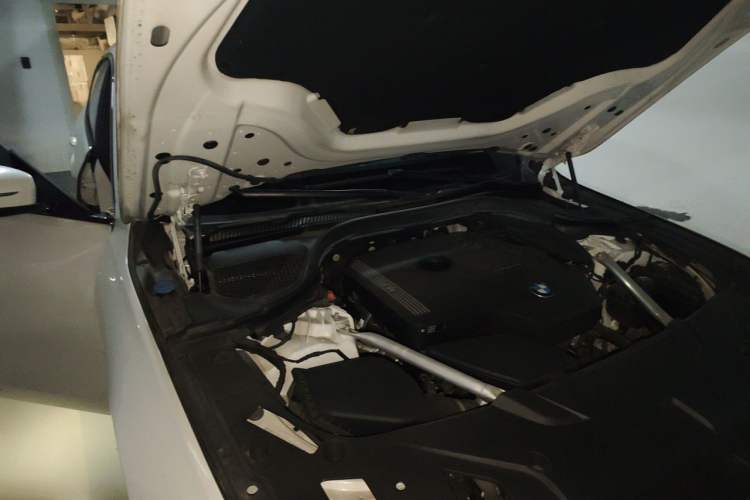 Used BMW 6 Series GT 2020 630i M Sport Package Engine Bay Right