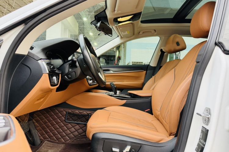 Used BMW 6 Series GT 2020 630i Luxury Design Package Exterior 6