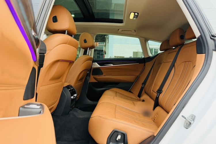 Used BMW 6 Series GT 2020 630i Luxury Design Package Exterior 8