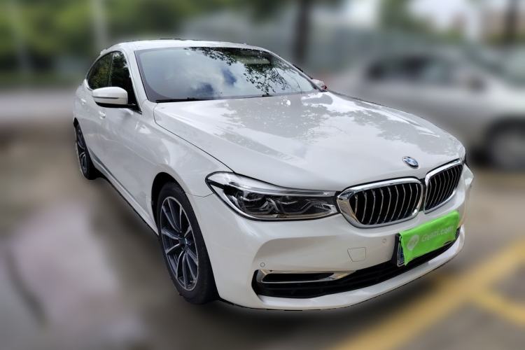 Used BMW 6 Series GT 2020 630i Luxury Design Package Front Right 45 Deg