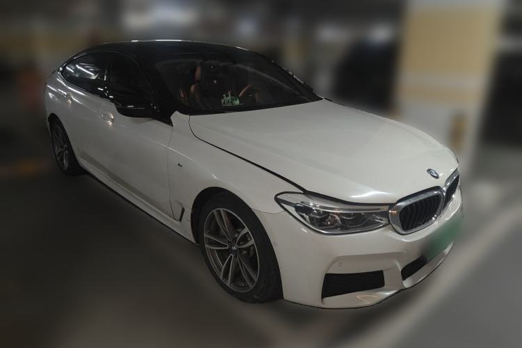 Used BMW 6 Series GT 2020 630i M Sport Package Front Right 45 Deg
