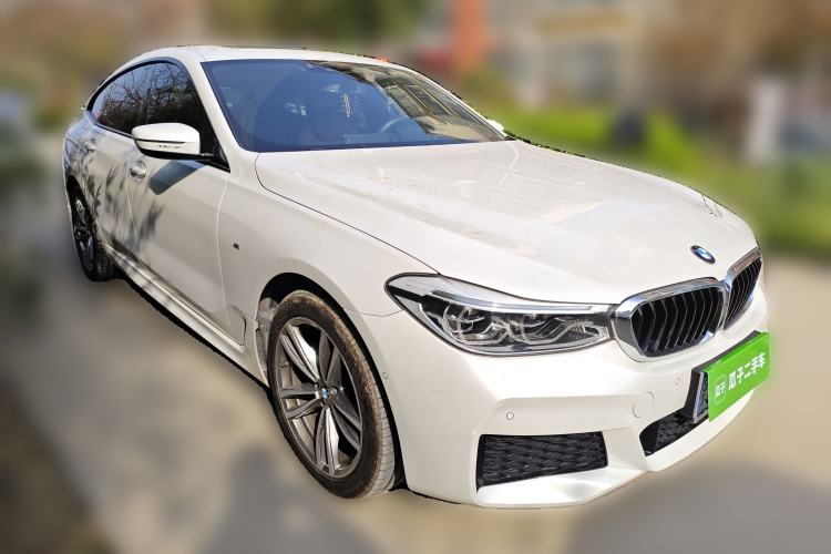 Used BMW 6 Series GT 2020 630i M Sport Package Front Right 45 Deg