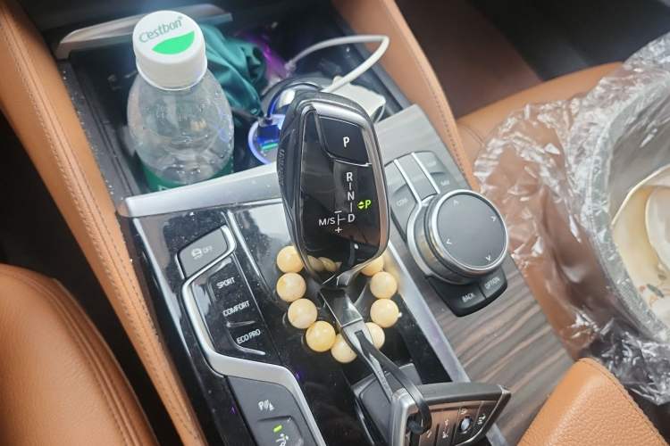 Used BMW 6 Series GT 2020 630i Luxury Design Package Gear Lever