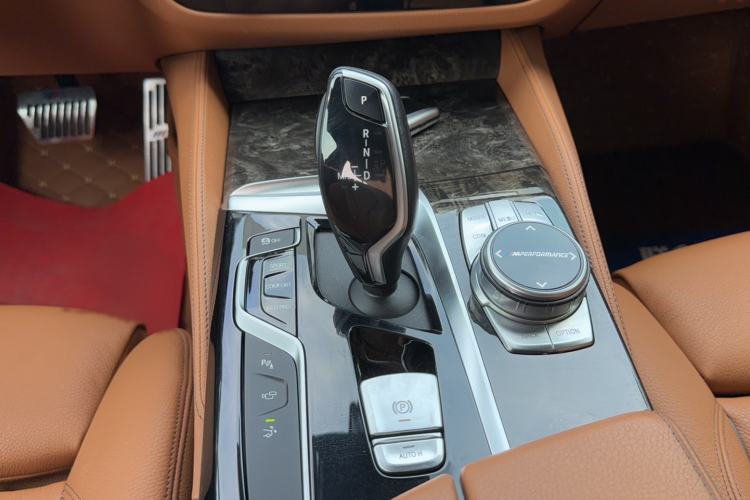 Used BMW 6 Series GT 2020 630i M Sport Package Gear Lever
