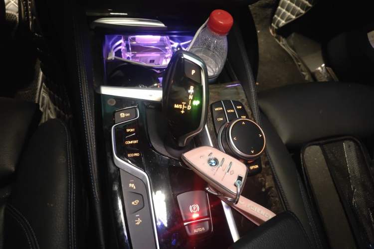 Used BMW 6 Series GT 2020 630i M Sport Package Gear Lever