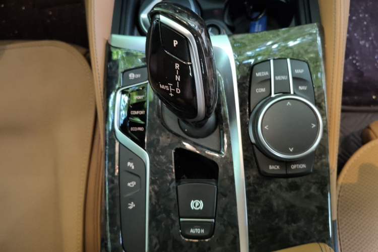 Used BMW 6 Series GT 2020 630i M Sport Package Gear Lever