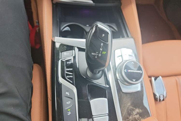 Used BMW 6 Series GT 2020 630i M Sport Package Gear Lever