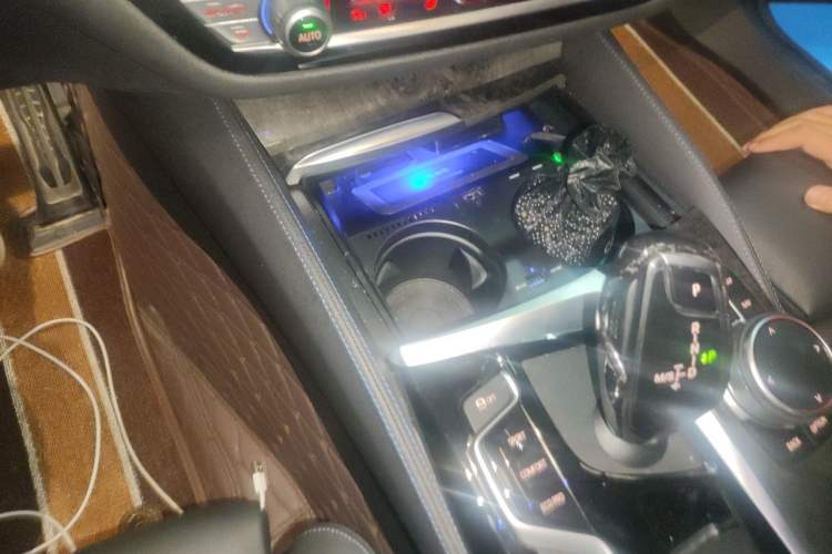Used BMW 6 Series GT 2020 630i M Sport Package Gear Lever