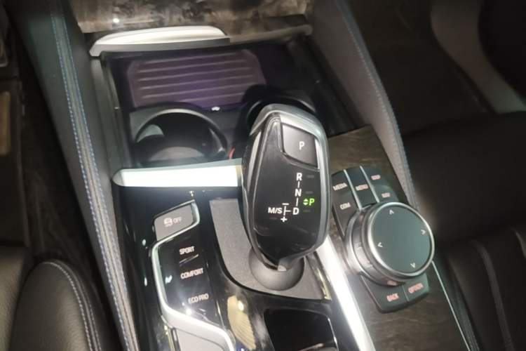 Used BMW 6 Series GT 2020 630i M Sport Package Gear Lever