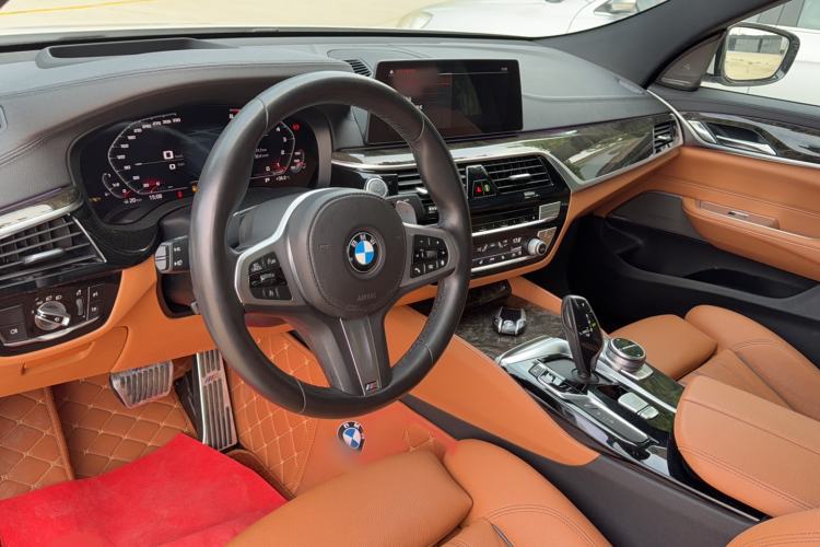 Used BMW 6 Series GT 2020 630i M Sport Package Interior 1