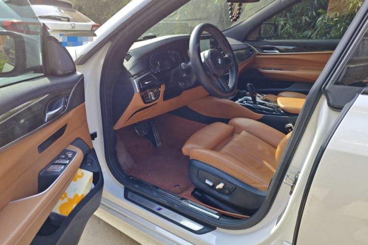 Used BMW 6 Series GT 2020 630i M Sport Package Interior 3