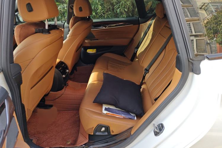Used BMW 6 Series GT 2020 630i M Sport Package Interior 4