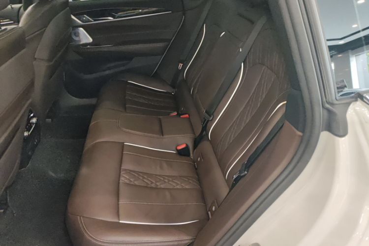 Used BMW 6 Series GT 2020 630i M Sport Touring Edition Interior 8