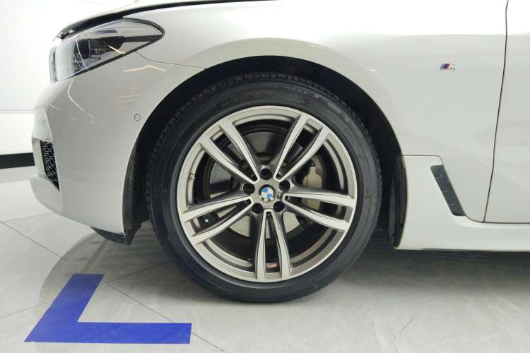 Used BMW 6 Series GT 2020 630i M Sport Package Left Front Wheel Hub