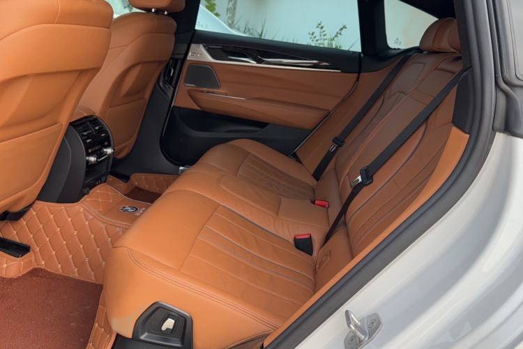 Used BMW 6 Series GT 2020 630i M Sport Package Left Rear Seat