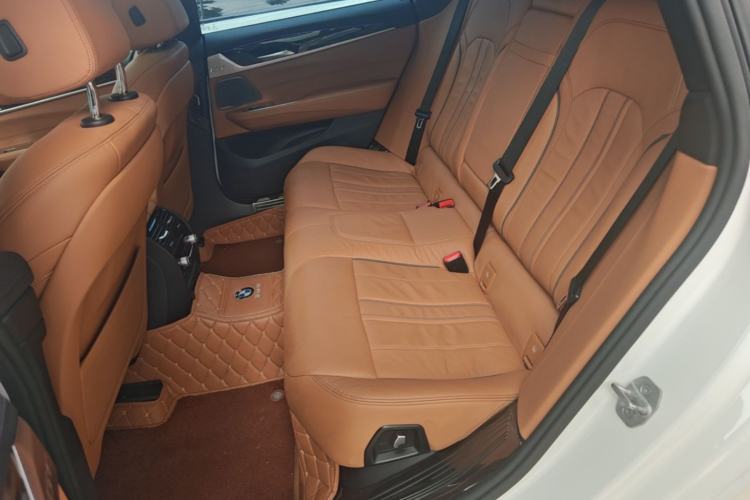 Used BMW 6 Series GT 2020 630i M Sport Package Left Rear Seat