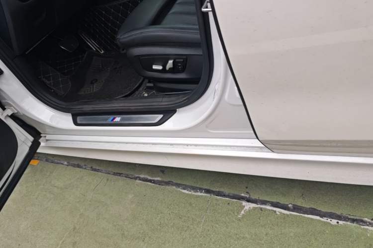 Used BMW 6 Series GT 2020 630i M Sport Package Left Side Sill