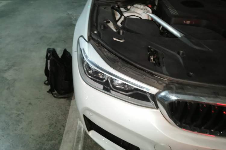 Used BMW 6 Series GT 2020 630i M Sport Touring Edition Right Front Headlight