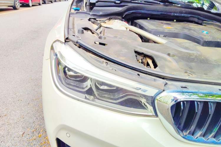 Used BMW 6 Series GT 2020 630i M Sport Package Right Front Headlight