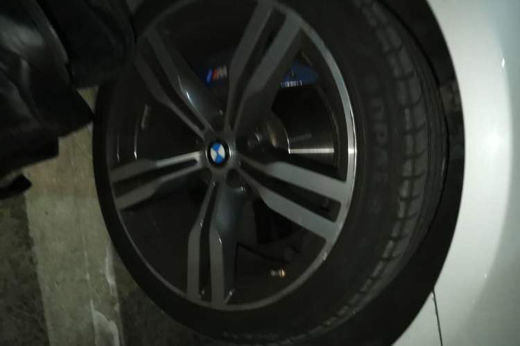 Used BMW 6 Series GT 2020 630i M Sport Touring Edition Right Front Wheel Hub