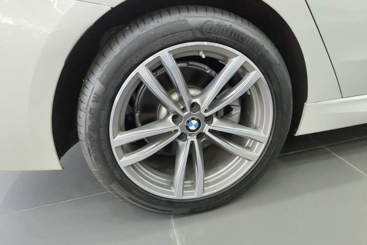 Used BMW 6 Series GT 2020 630i M Sport Package Right Rear Wheel Hub