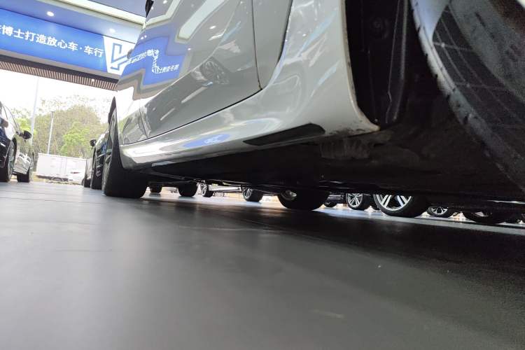 Used BMW 6 Series GT 2020 630i M Sport Package Right Side Sill