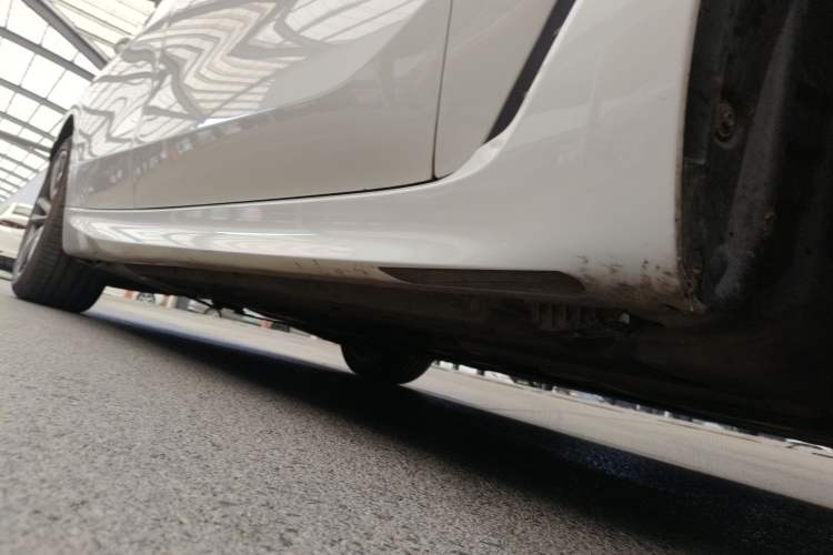 Used BMW 6 Series GT 2020 630i M Sport Package Right Side Sill