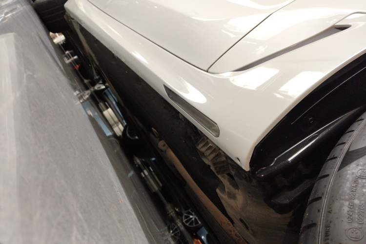 Used BMW 6 Series GT 2020 630i M Sport Touring Edition Right Side Sill
