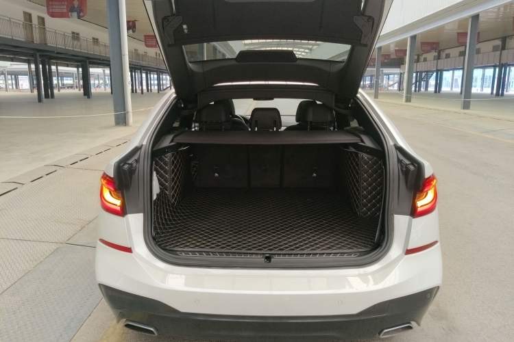 Used BMW 6 Series GT 2020 630i M Sport Package Trunk
