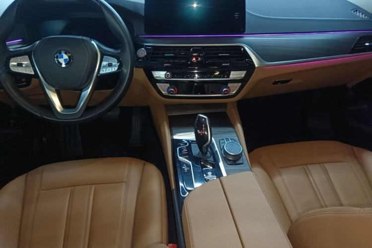 Used BMW 6 Series GT 2021 Updated 630i Luxury Design Package Center Console
