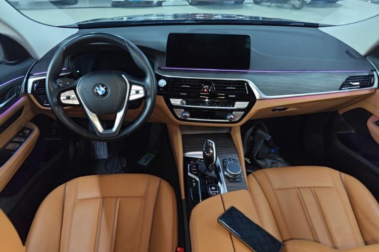 Used BMW 6 Series GT 2021 Updated 630i Luxury Design Package Center Console