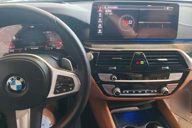 Used BMW 6 Series GT 2021 Restyled 630i M Sport Package Center Console